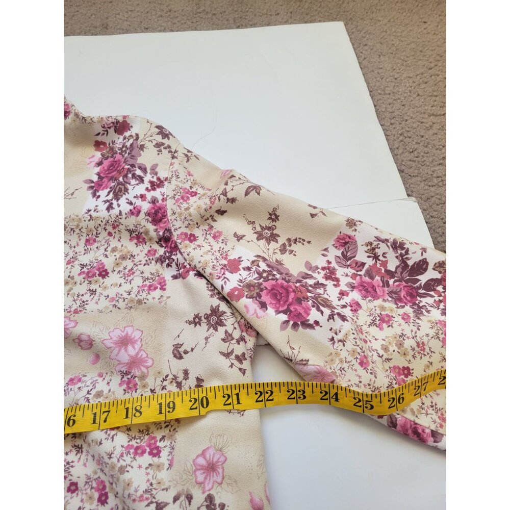 Lemon Grass  lightweight polyester material floral long-sleeve button-down Sz L - Picture 9 of 11